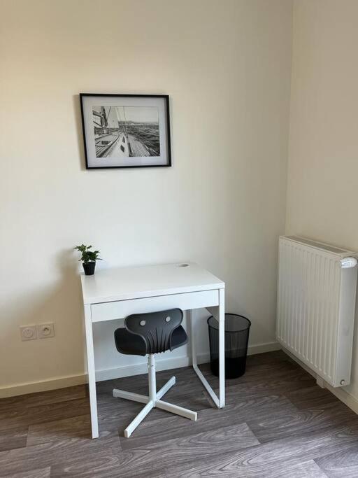 Appartement F2 de haut standing en hypercentre avec jardin privé à 270 m de la Gare de MANTES ! Esterno foto